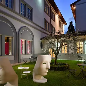 una-vittoria.it-tuscanyhotel.com/